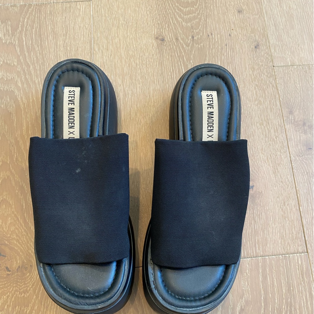 Retro Steve Madden slides with platform heels